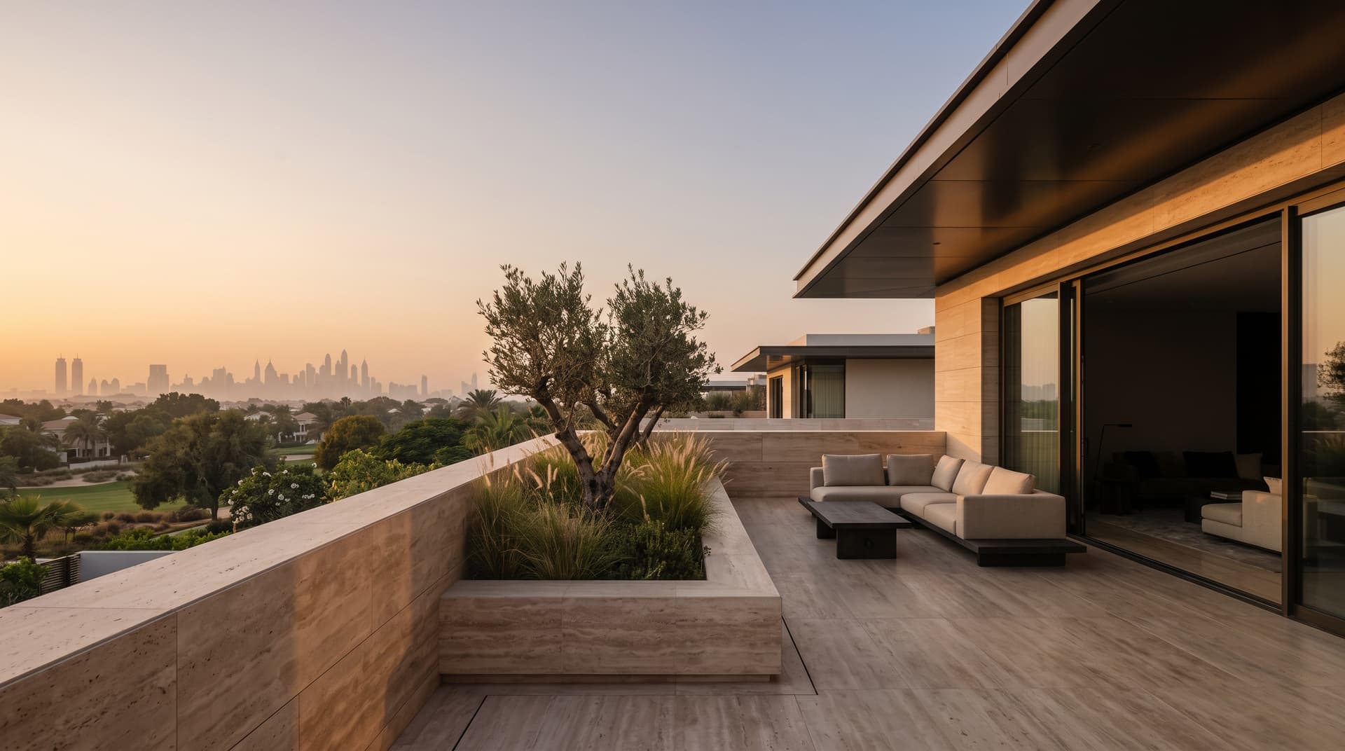 Water as Plan: Organising a Villa Around Its Pool